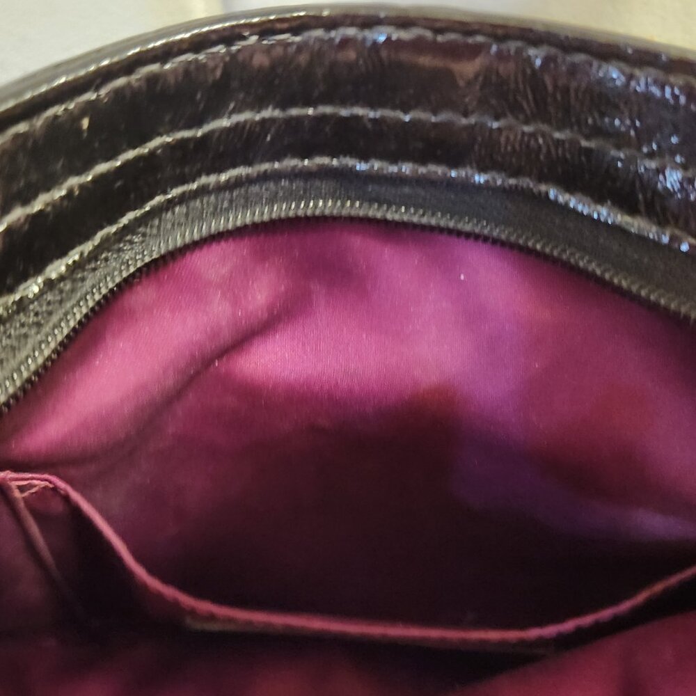 Coach Signature Zoe Black Patent Leather handbag with Deep Orchid lining - Picture 9 of 11